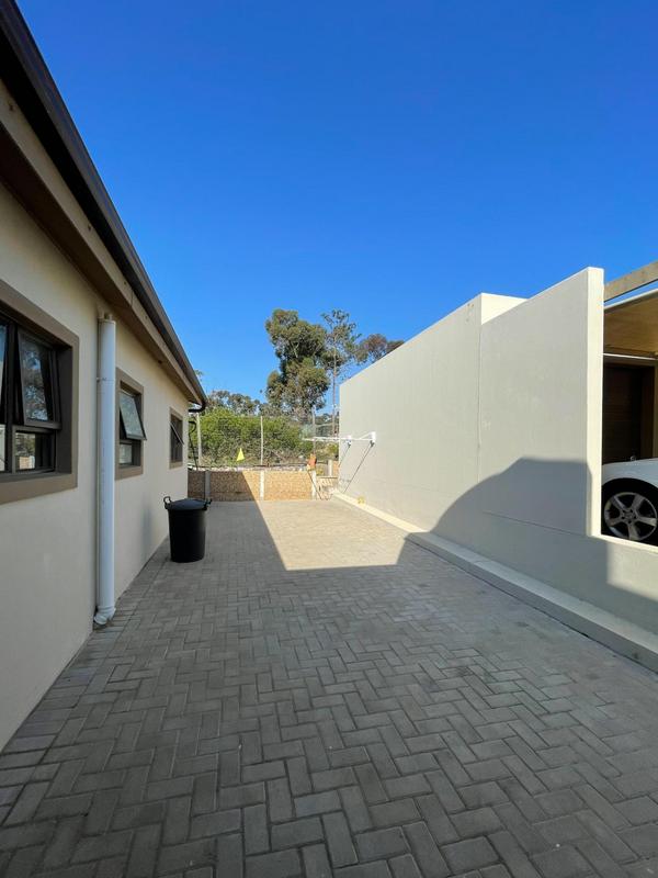 3 Bedroom Property for Sale in Albertinia Western Cape